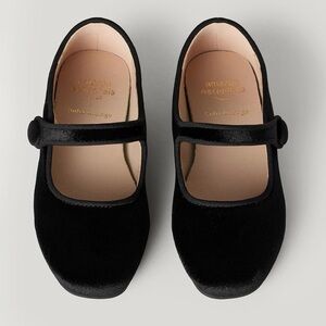 Sofia Grange toddler 6T Girls' Black Velvet Mary Jane Shoes